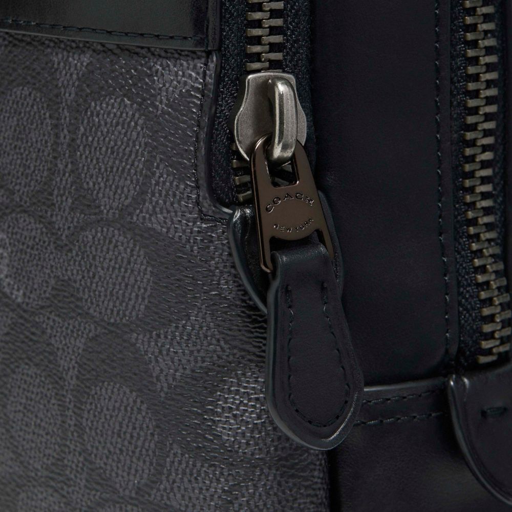 Bolsa de Mano COACH® Gotham Pack In Signature Canvas Mujer Negras Cobra Gris | COYXM250