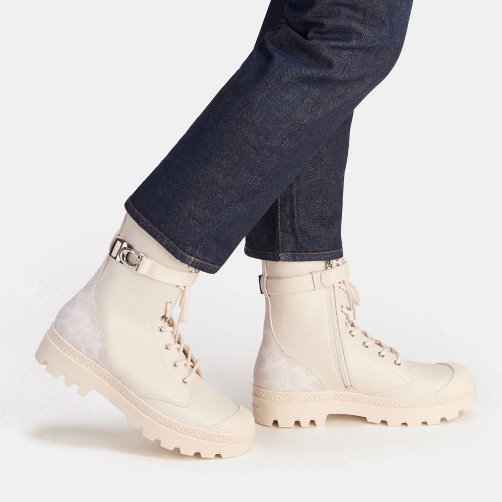 Botas COACH® Tucker With Signature Canvas Hombre Blancas | COGSH969