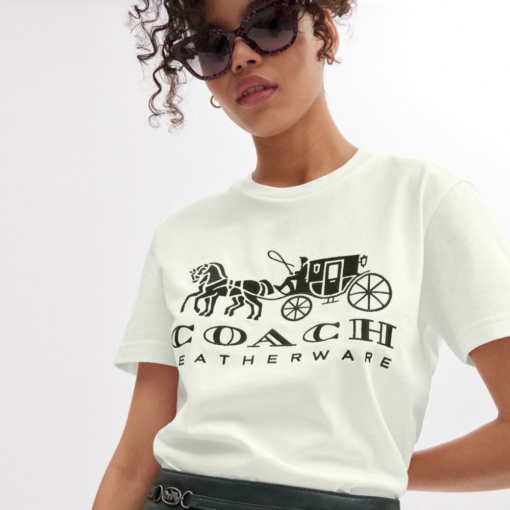 Camiseta COACH® Horse And Carriage Hombre Blancas | COKON897