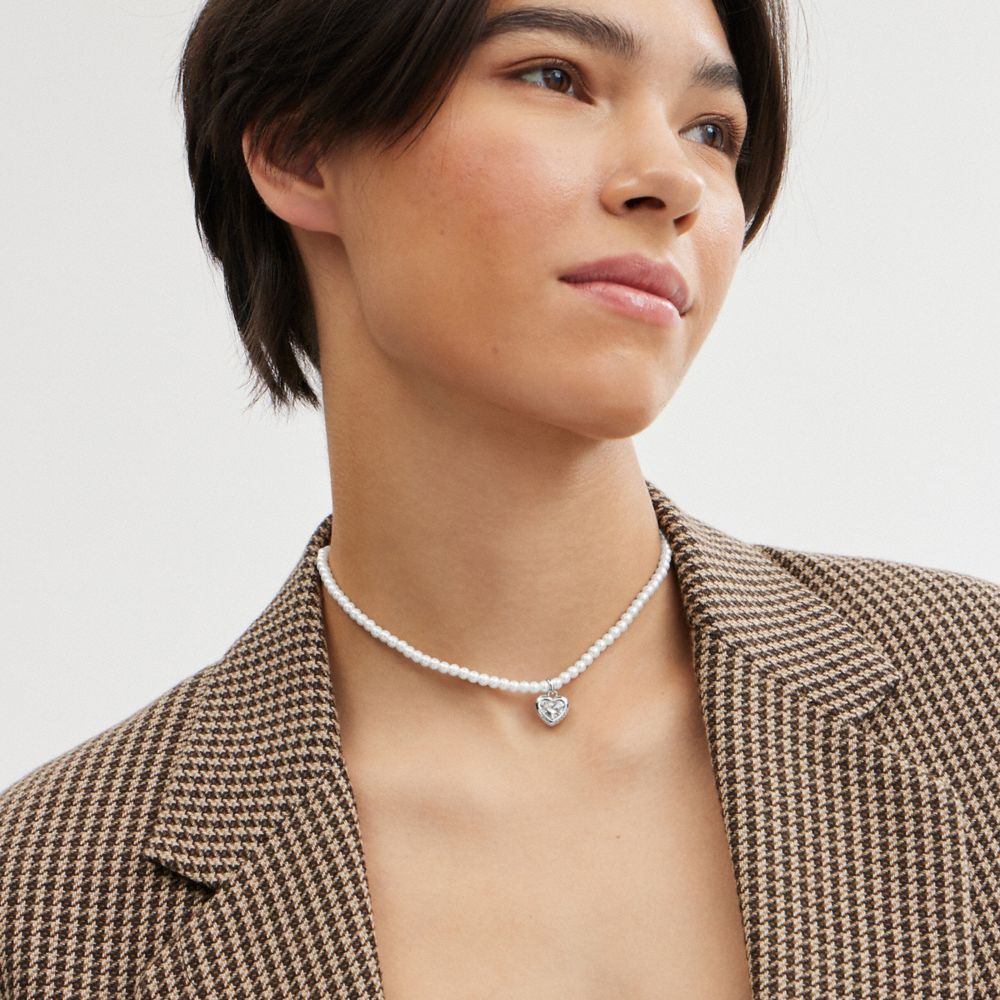 Collar COACH® Heart Pearl Choker Mujer Plateadas | COGSU501