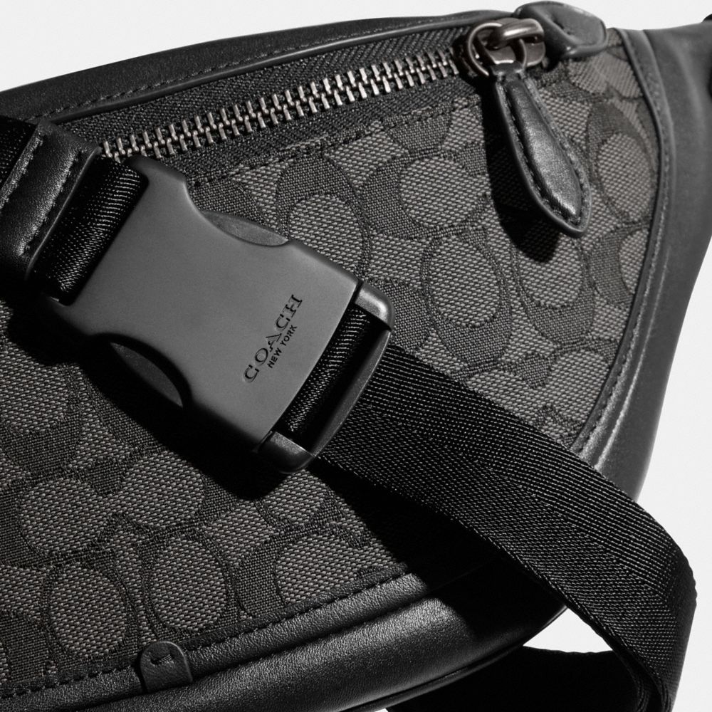 Riñonera COACH® League In Signature Jacquard Mujer Gris Negras | COFDF346