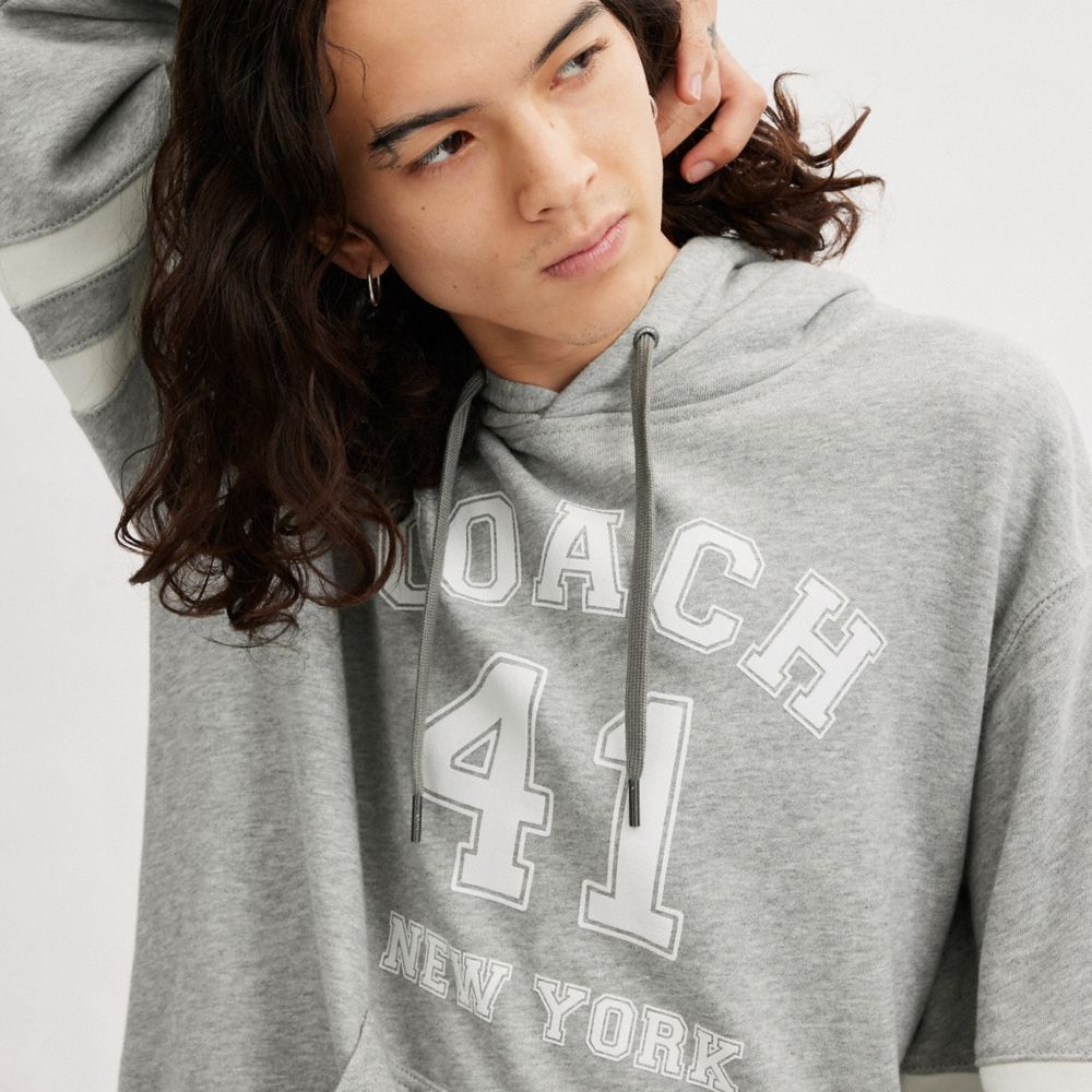 Sudadera con Capucha COACH® Varsity Mujer Gris | COGSQ657