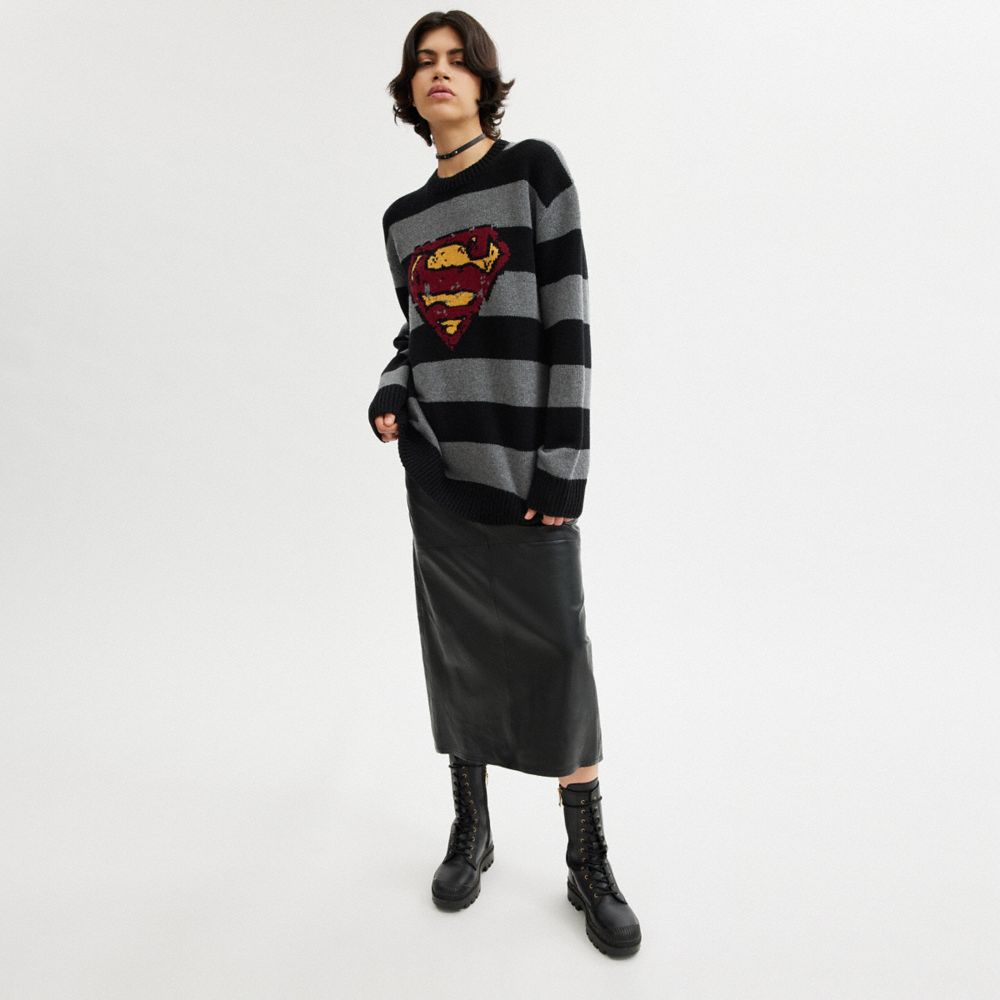 Suéter COACH® | Dc Superman Oversized Mujer Negras Gris | CODFT607