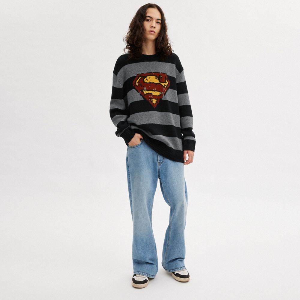 Suéter COACH® | Dc Superman Oversized Mujer Negras Gris | CODFT607