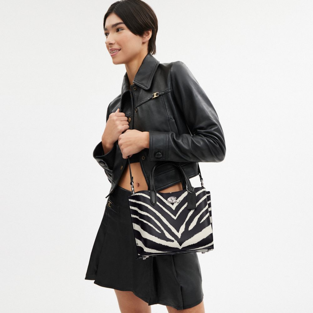 Tote COACH® Willow 24 With Zebra Print Mujer Plateadas | COZUH132